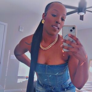 Meet your Posher, Shay